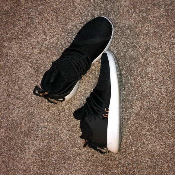 Fabletics Shoes - Fabletics tennis shoes